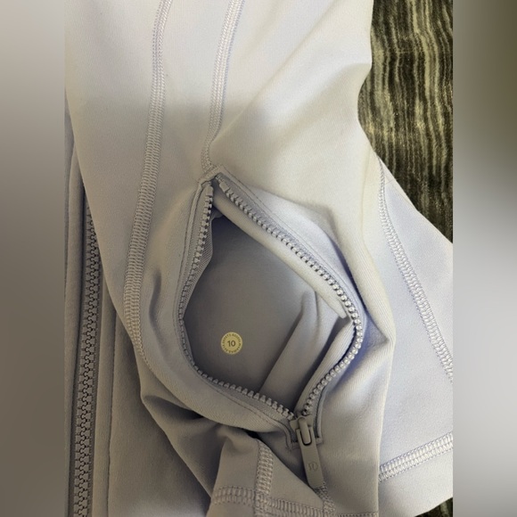 Lululemon Define Jacket - Picture 4 of 6